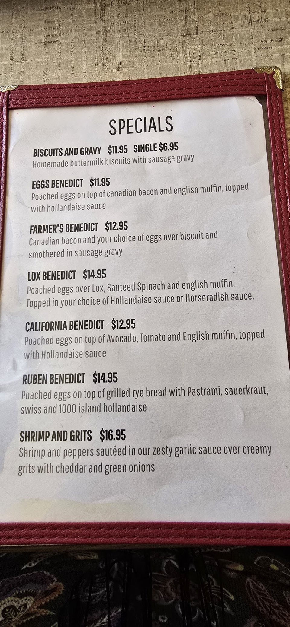Menu layout with clubs, sides, and hot dishes.